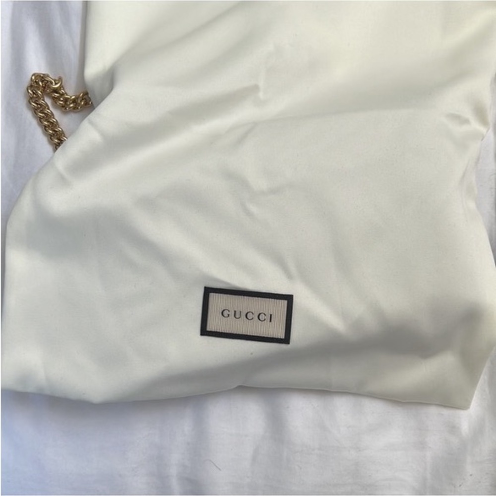 Gucci - Picture 4 of 6
